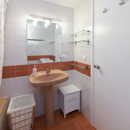 Desconnectar דירה